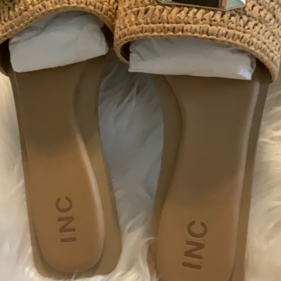 INC International Concepts Tan Sandals with Chain Detail - Picture 3 of 6